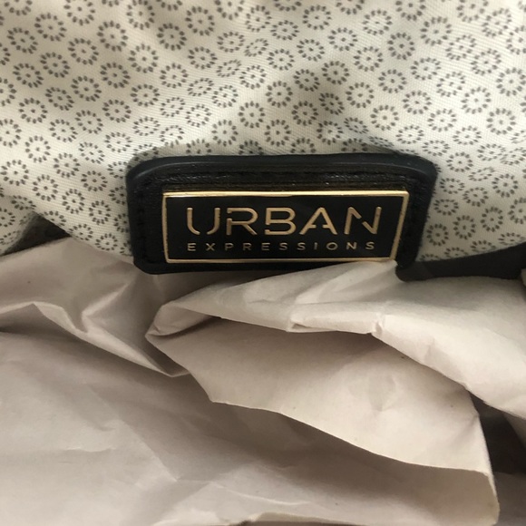 SOLD NWT Urban Expressions Cassie Bag in Black - Picture 8 of 8